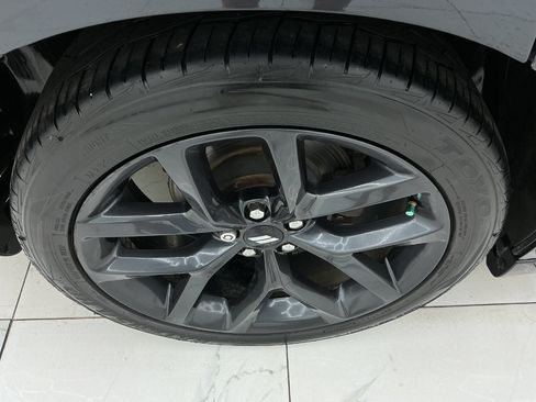 Used 2019 Dodge Charger SXT w/ Blacktop Package RWD image 47