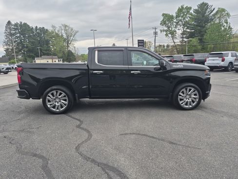 Used 2019 Chevrolet Silverado 1500 High Country w/ High Country Premium Package AWD/4WD image 6