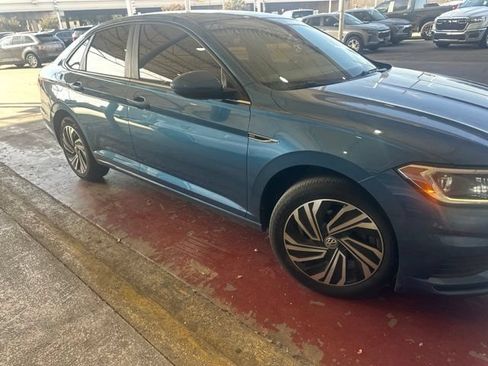 Used 2020 Volkswagen Jetta SEL FWD image 1
