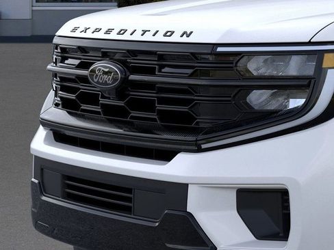 New 2026 Ford Expedition Platinum w/ Stealth Appearance Package image 17