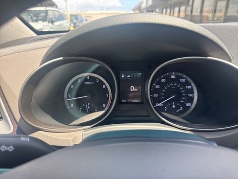 Used 2019 Hyundai Santa Fe XL SE FWD image 18