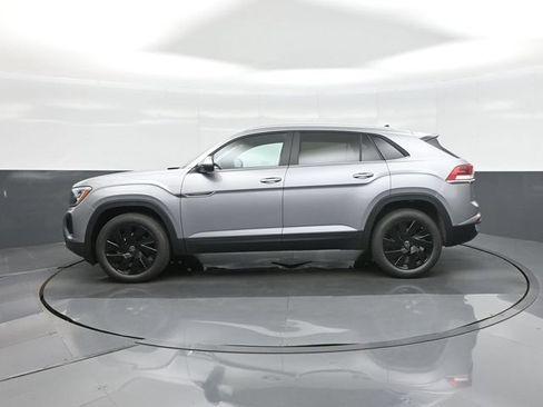 New 2026 Volkswagen Atlas Cross Sport SE AWD/4WD image 4