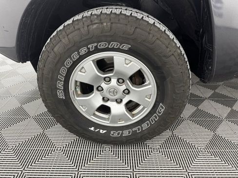 Used 2014 Toyota Tacoma 4x4 Double Cab image 18