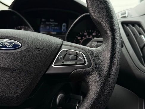 Used 2018 Ford Escape SE w/ SE SYNC Package image 10