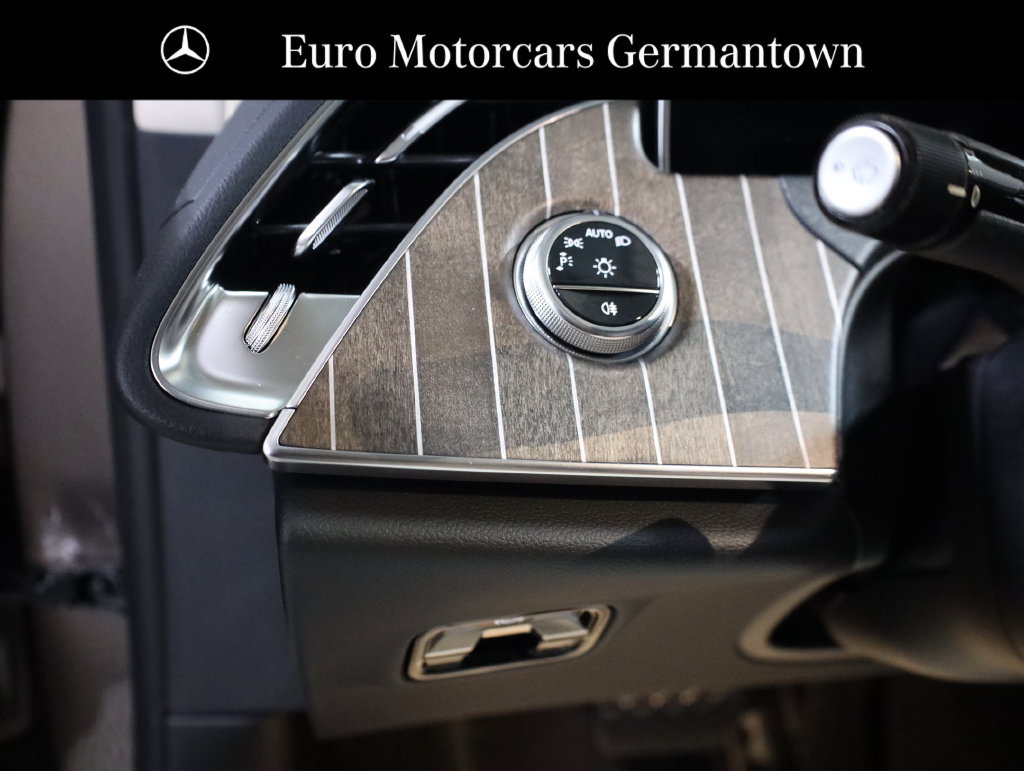 Used 2026 Mercedes-Benz E 350 4MATIC Sedan image 11