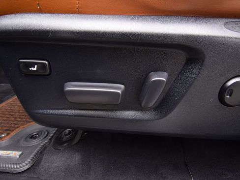 Used 2019 Toyota Tundra 1794 Edition image 29