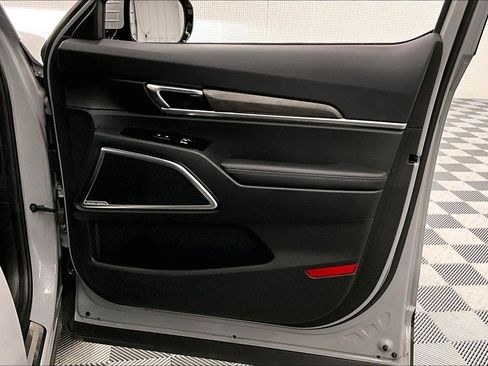 Used 2025 Kia Telluride SX X-Line AWD/4WD image 20
