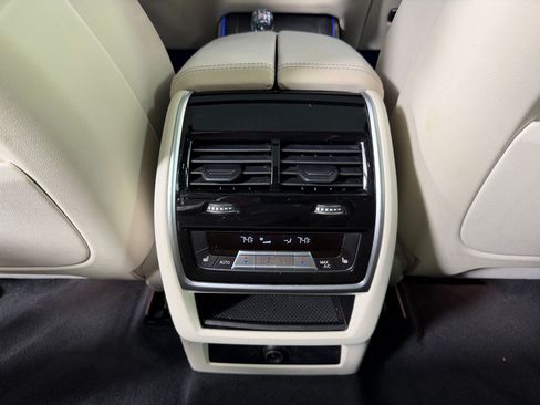 Used 2021 BMW X5 sDrive40i w/ M Sport Package RWD image 31