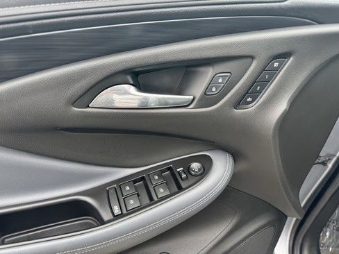 Used 2019 Buick Envision Premium image 11