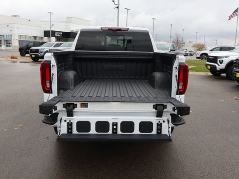 New 2026 GMC Sierra 1500 AT4 w/ AT4 Premium Package image 16