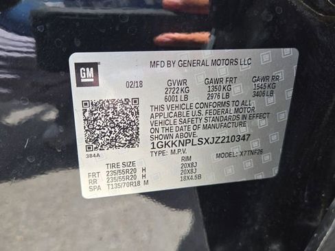 Used 2018 GMC Acadia Denali w/ Technology Package FWD image 18