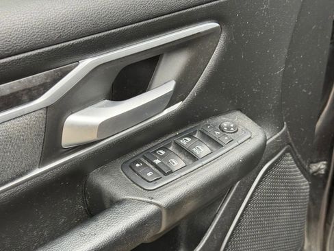 Used 2020 RAM 1500 Big Horn AWD/4WD image 12