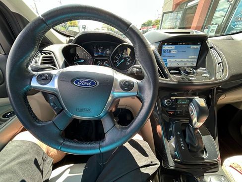 Used 2016 Ford Escape Titanium AWD/4WD image 10