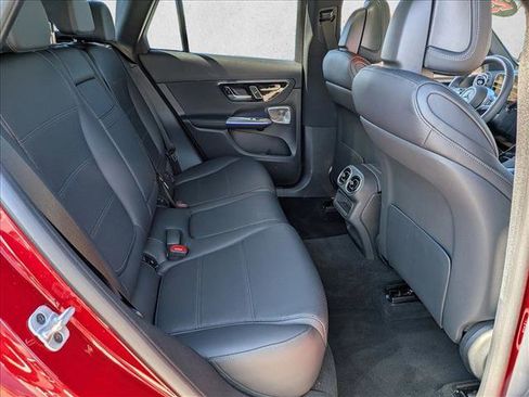 Certified 2025 Mercedes-Benz GLC 300 4MATIC image 23