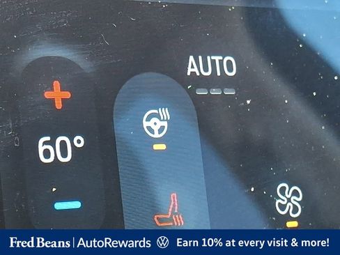 Used 2024 Ford Edge Titanium AWD/4WD image 31