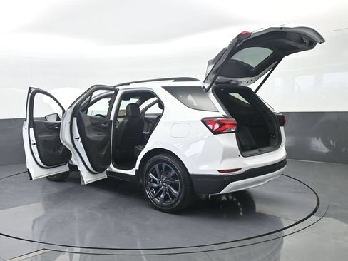 Used 2023 Chevrolet Equinox RS FWD image 71