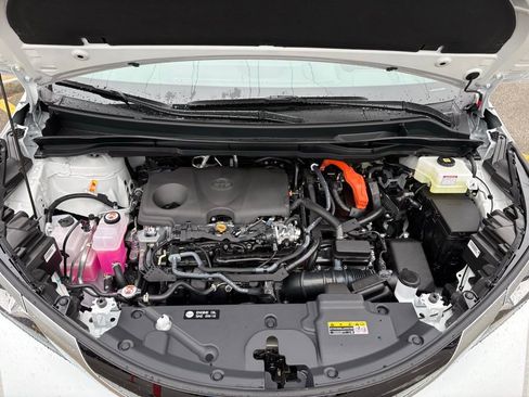 New 2026 Toyota Sienna Platinum image 9