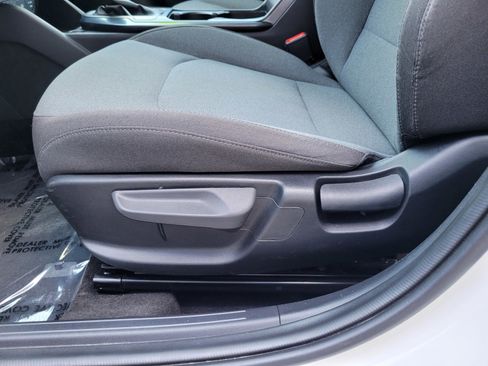 Used 2025 Kia K4 LXS image 11