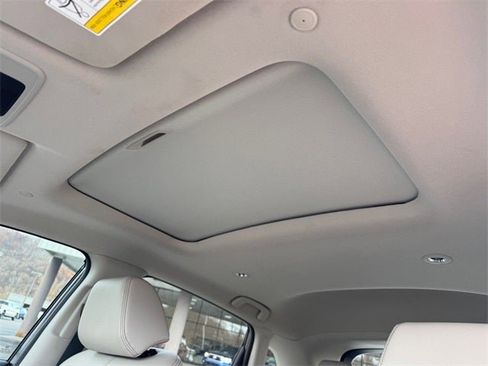 Used 2023 Honda HR-V EX-L image 15