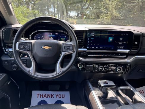 Used 2024 Chevrolet Silverado 1500 LTZ AWD/4WD image 13