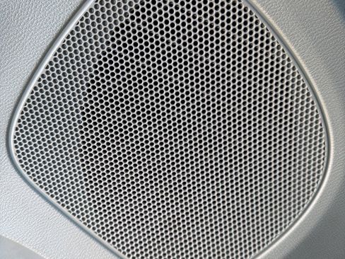 Used 2017 Dodge Grand Caravan SXT w/ Driver Convenience Group image 28