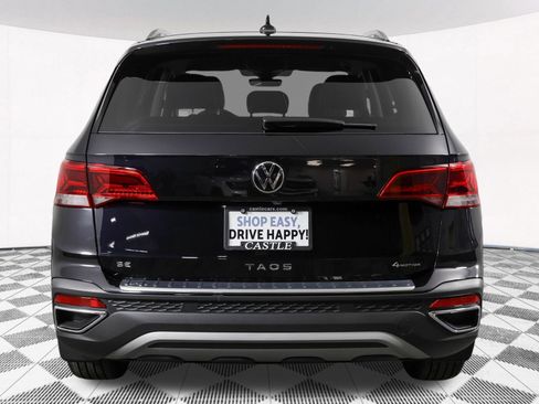 Used 2024 Volkswagen Taos SE w/ Black Wheel Plus Package AWD/4WD image 17