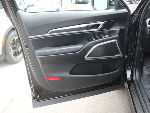 Certified 2022 Kia Telluride S image 21