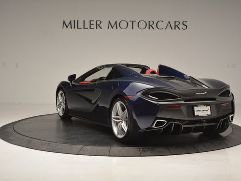 Used 2019 McLaren 570S Spider RWD image 5
