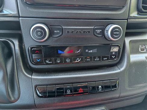 Used 2025 RAM ProMaster 2500 w/ U-Haul Equipment Group FWD image 23