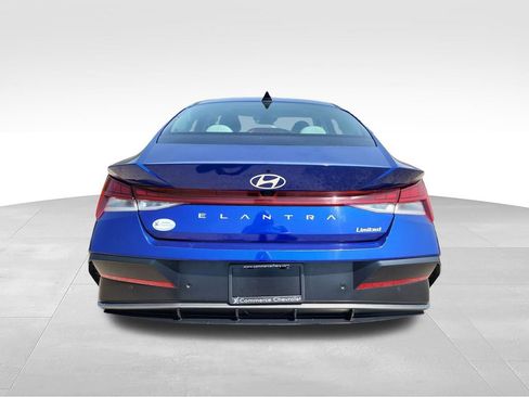 Used 2024 Hyundai Elantra Limited FWD image 6