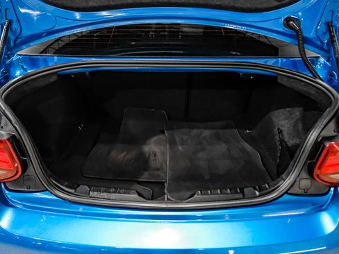 Used 2018 BMW M2 RWD image 41