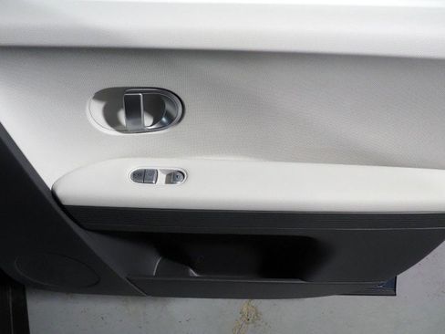 Used 2024 Hyundai Ioniq 5 SEL image 59