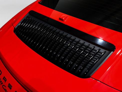 Used 2019 Porsche 911 Carrera 4 AWD/4WD image 22