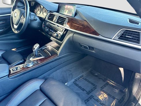 Used 2019 BMW 430i xDrive Convertible w/ Convenience Package image 30