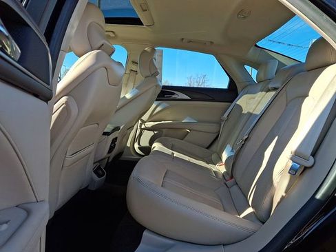 Used 2018 Lincoln MKZ Select w/ Select Plus Package image 10