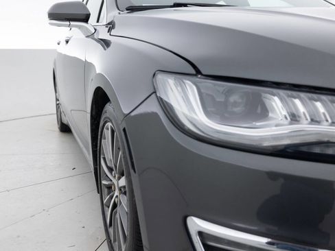 Used 2017 Lincoln MKZ Premiere image 11