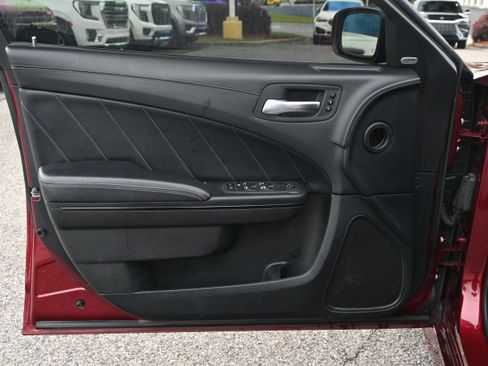 Used 2022 Dodge Charger R/T w/ Plus Group RWD image 14