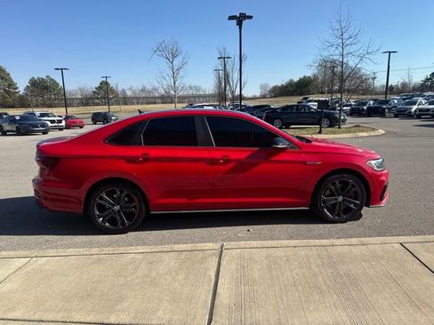 Used 2019 Volkswagen Jetta GLI image 5