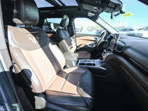 Certified 2021 Ford Explorer King Ranch w/ Premium Technology Package image 26