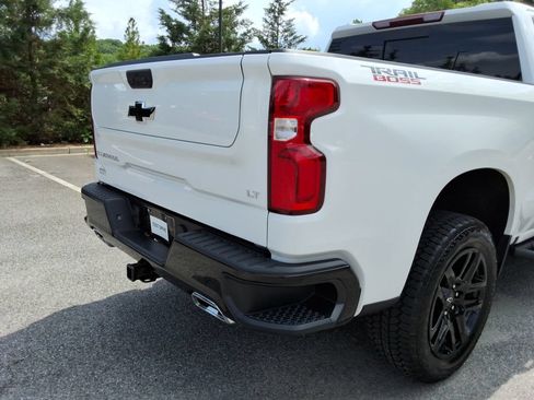 Certified 2025 Chevrolet Silverado 1500 LT Trail Boss w/ Convenience Package II AWD/4WD image 16