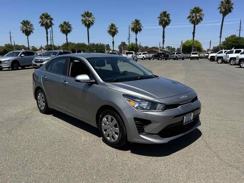 Used 2023 Kia Rio S FWD image 2