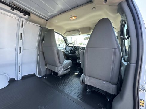 New 2026 GMC Savana 2500 w/ Driver Convenience Package RWD image 26