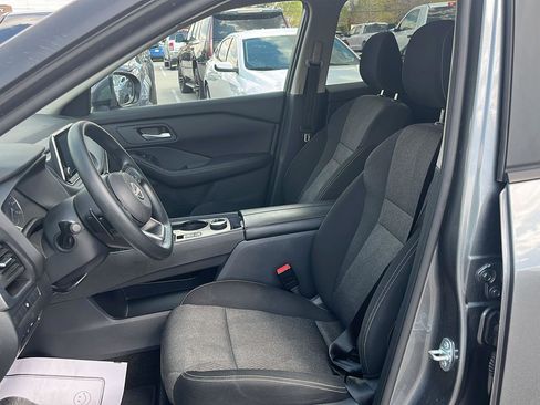 Used 2024 Nissan Rogue SV image 22