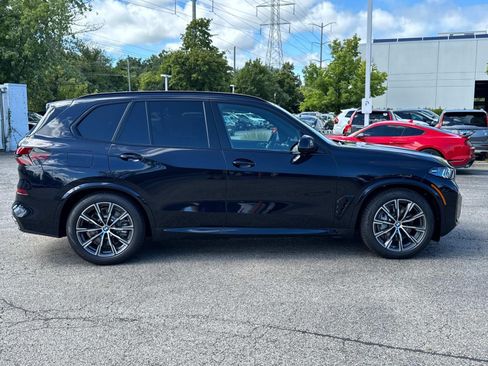 New 2026 BMW X5 xDrive50e w/ M Sport Package AWD/4WD image 4