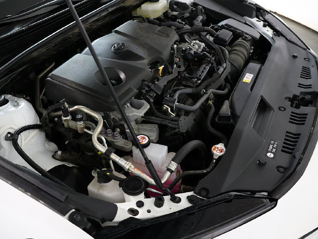 Used 2025 Toyota Camry LE FWD image 33