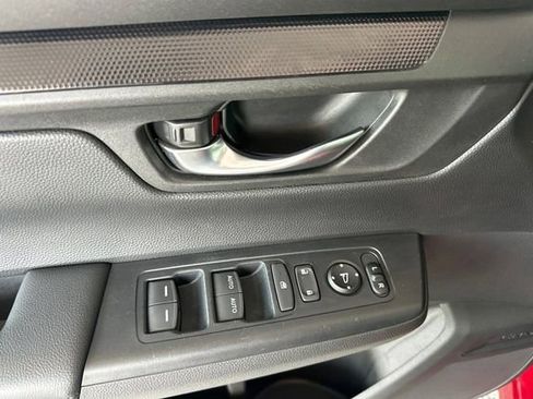 Used 2025 Honda CR-V EX image 12