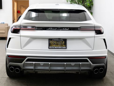 Used 2019 Lamborghini Urus AWD/4WD image 4