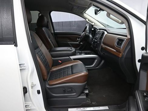 Used 2019 Nissan Titan Platinum Reserve w/ Platinum Utility Package AWD/4WD image 38