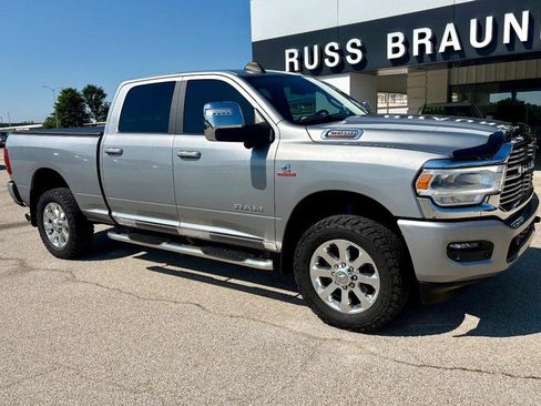 Used 2023 RAM 2500 Laramie AWD/4WD image 2