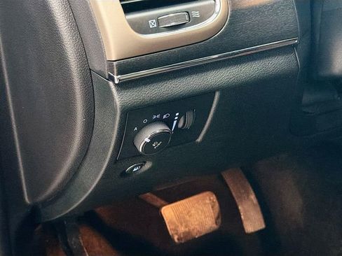 Used 2015 Jeep Grand Cherokee Limited image 10